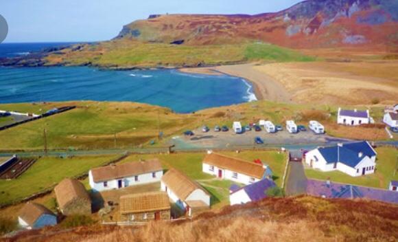 Shashas Apartment Gleanndobhar Glencolumbkille Exterior foto